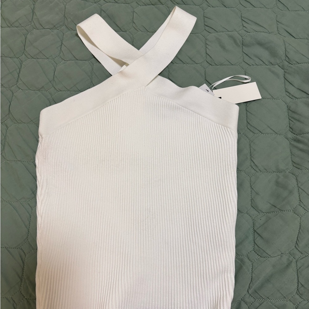 Aritzia White sculpt knit top